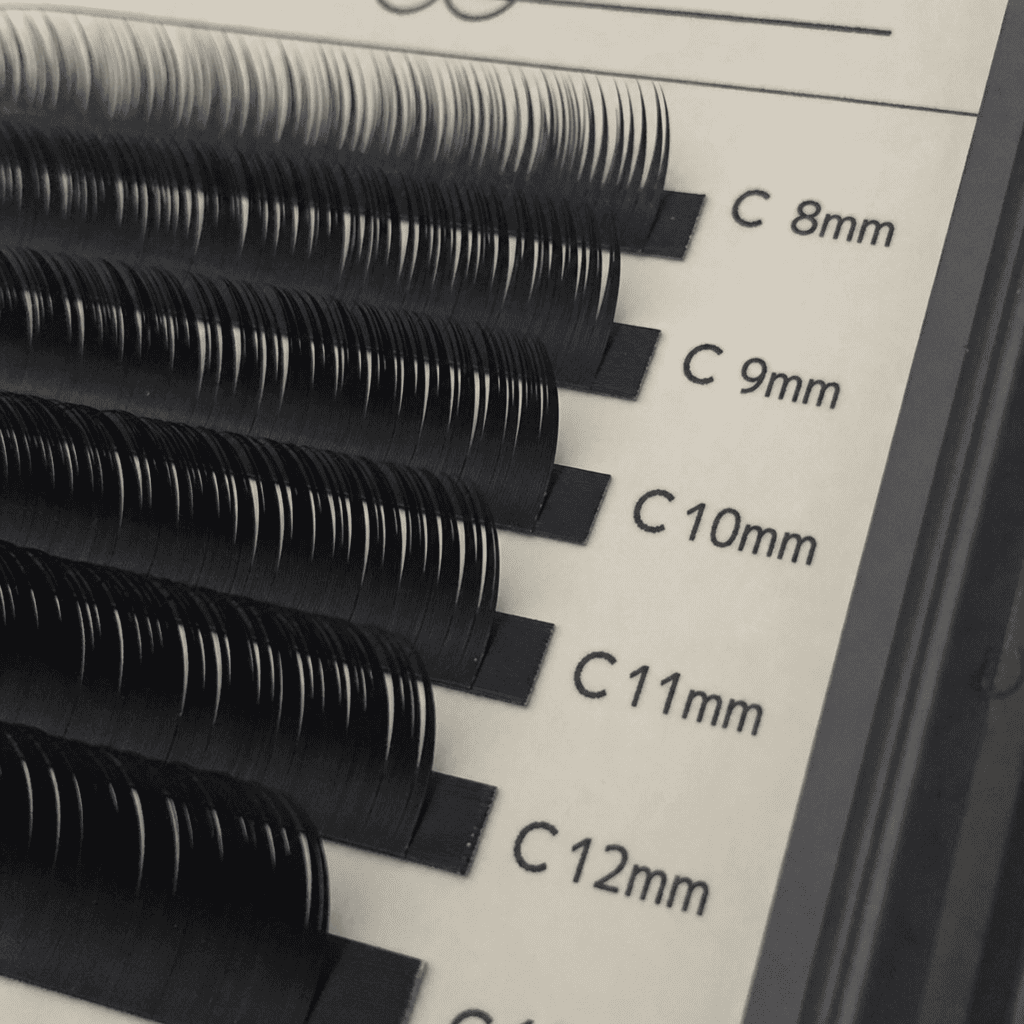 close up of lash extension trays