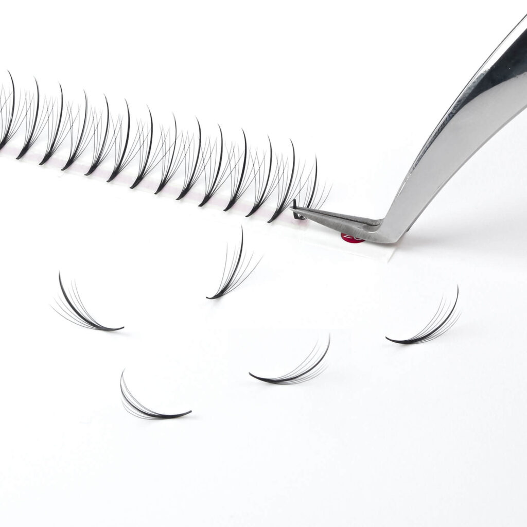 7D premade spike lashes