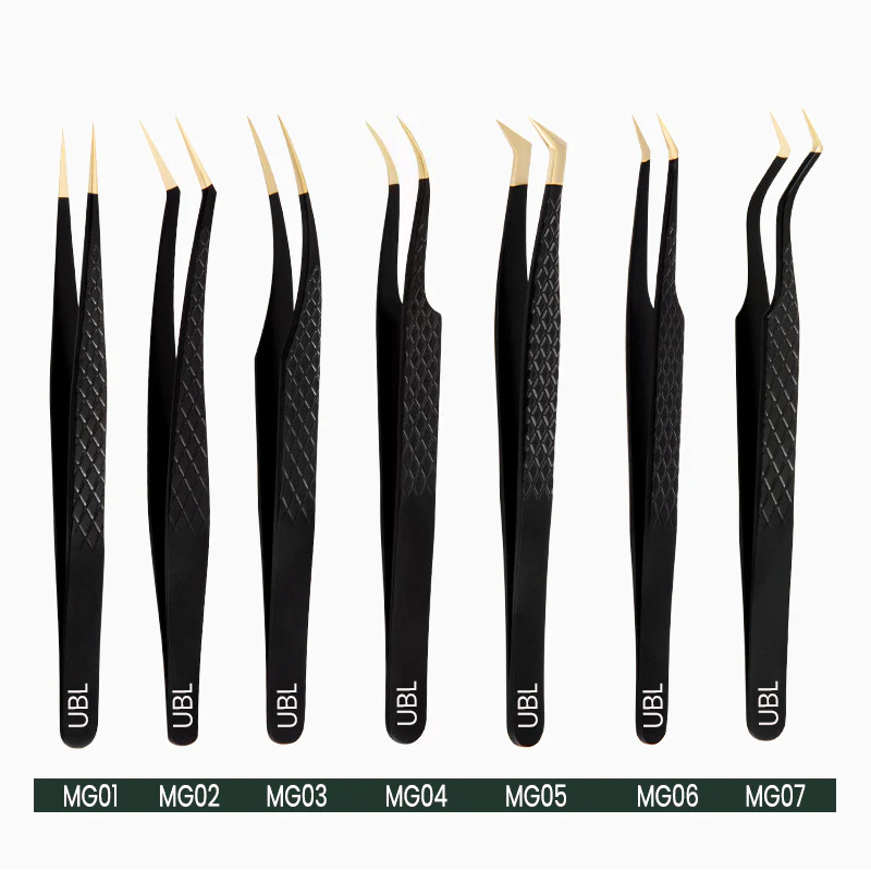 black golden lash tweezer