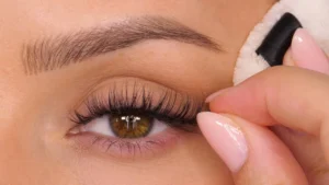 How to Remove Eyelash Extesnsion